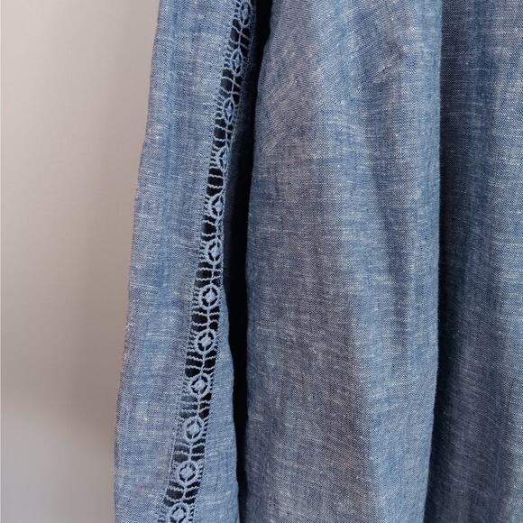 EUC CJ Banks Blue Linen and Cotton Blend Blouse with Lace Size 1X - Picture 7 of 10